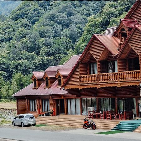 Hotel Chveneburi Machakhlispiri ภายนอก รูปภาพ