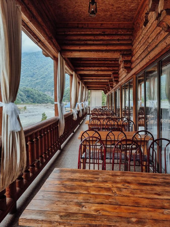 Hotel Chveneburi Machakhlispiri ภายนอก รูปภาพ